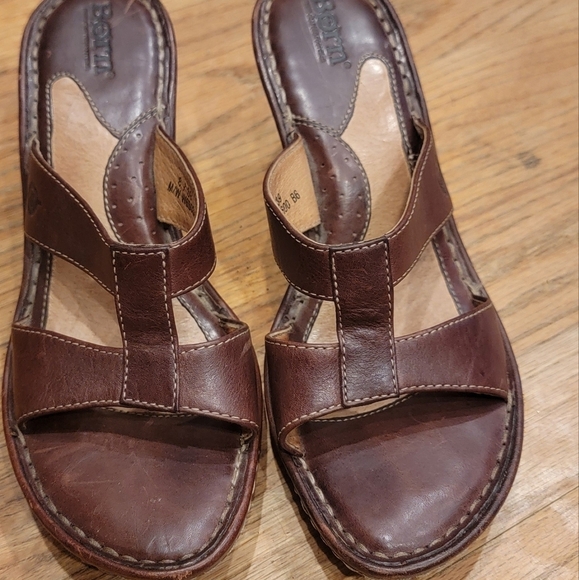 Born Wedge Brown Leather Sandals - Picture 3 of 9